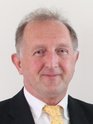 Portrait of workshop speaker Udo Hahn